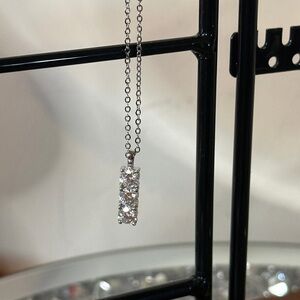 NWT - Moissanite 1.5 ct Three (3) Stone Pendant Necklace. Item SN1034